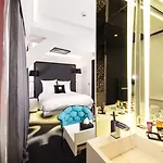 Vertigo Hotel, By Marriott, A Member Of Design 4*