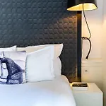 Vertigo Hotel, By Marriott, A Member Of Design فندق