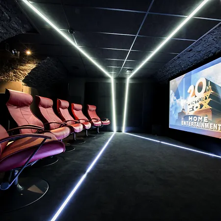 Vertigo Hotel, By Marriott, A Member Of Design 4* Dijon