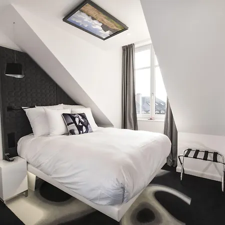 Ξενοδοχείο Vertigo Hotel, By Marriott, A Member Of Design 4*