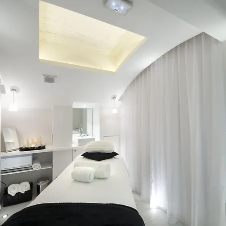 Vertigo Hotel, By Marriott, A Member Of Design 4*