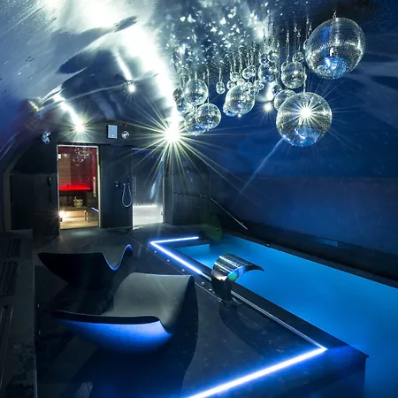 Hotel Vertigo Hotel, By Marriott, A Member Of Design