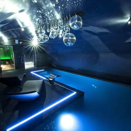 Vertigo Hotel, By Marriott, A Member Of Design Ξενοδοχείο 4*