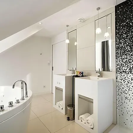 Vertigo Hotel, By Marriott, A Member Of Design Ντιζόν