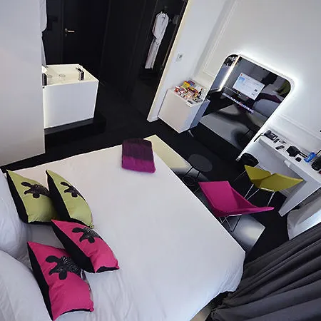 Hotel Vertigo Hotel, By Marriott, A Member Of Design