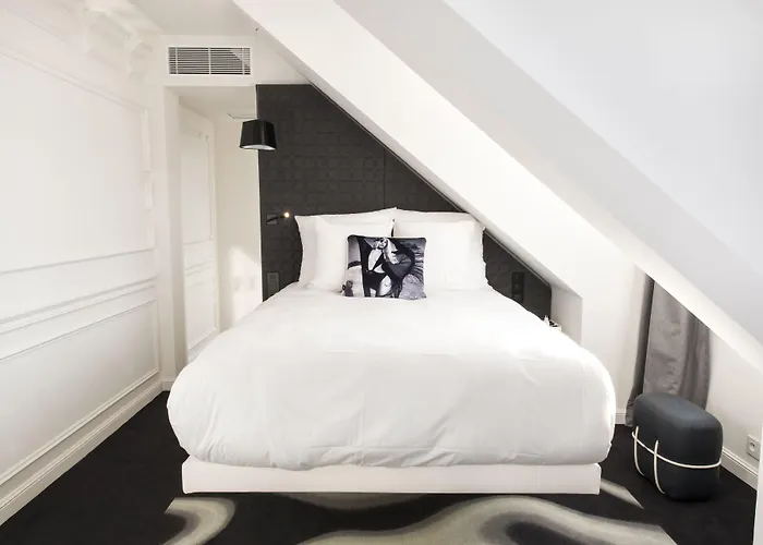 Ξενοδοχείο Vertigo Hotel, By Marriott, A Member Of Design 4*